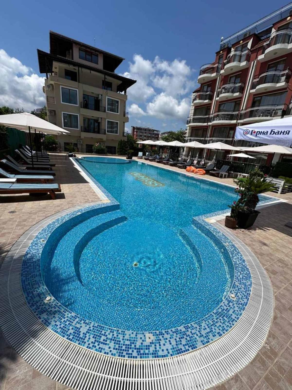 Salena Beach Hotel Primorsko Eksteriør bilde