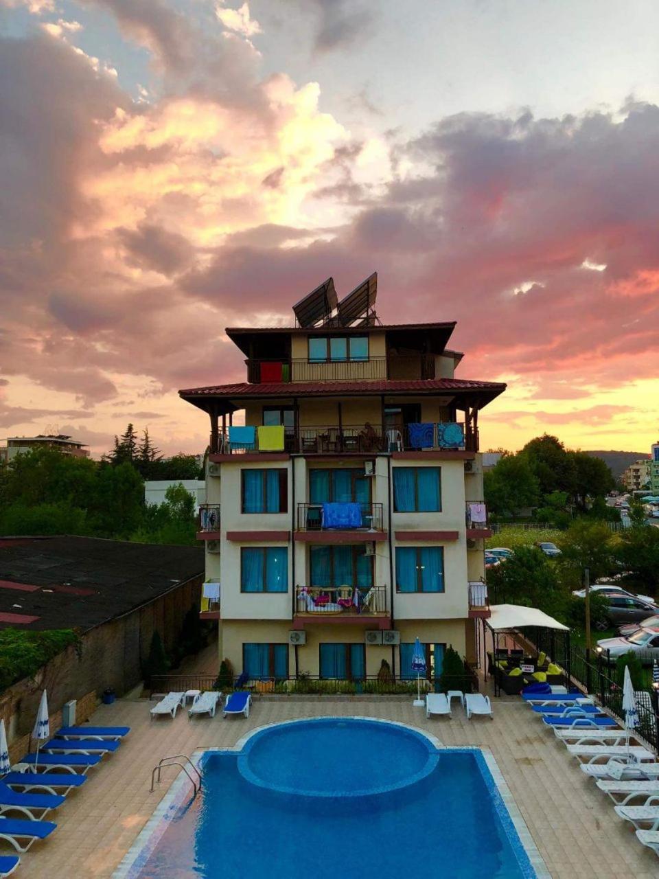 Salena Beach Hotel Primorsko Eksteriør bilde